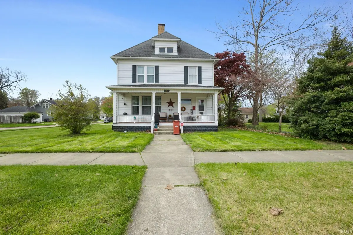 207 Myrtle Street, Elkhart, IN 46514 - #1