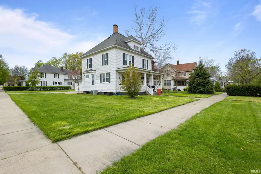 207 Myrtle Street, Elkhart, IN 46514 - #2