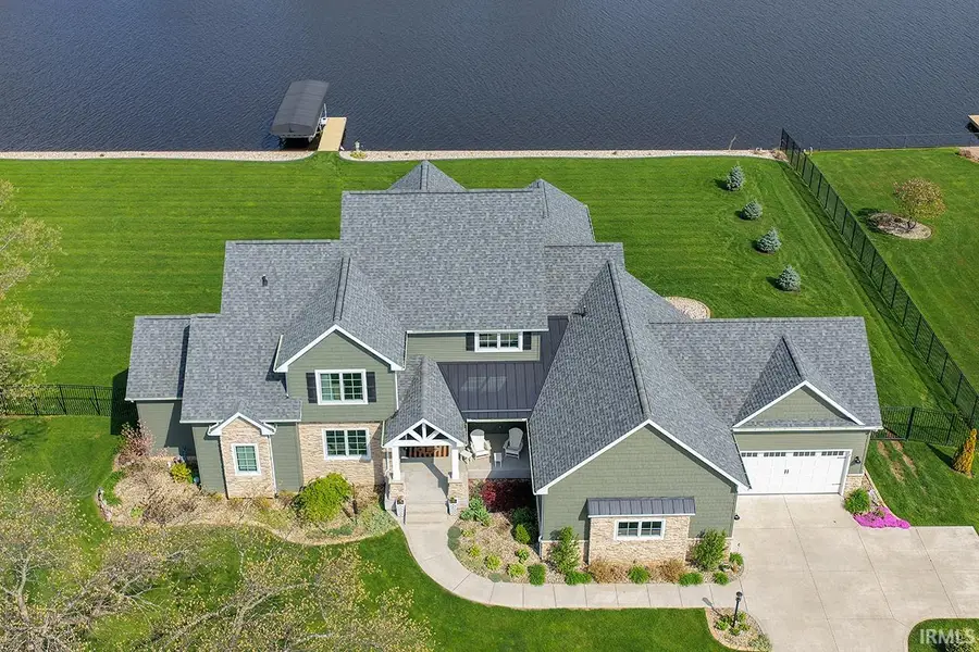 414 River Pointe Drive, Elkhart, IN 46514 - #2