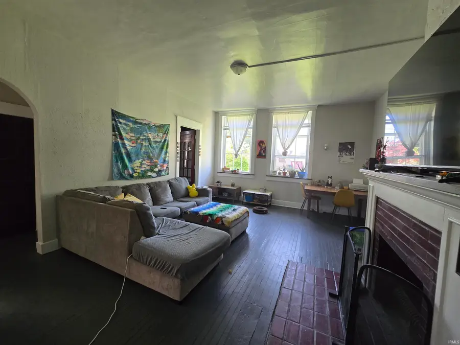 1526 S Burlington Drive #1 and 2, Muncie, IN 47302 - #2