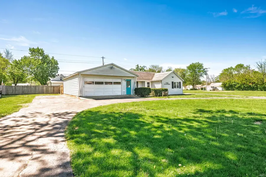 2313 E Cornell Avenue, Muncie, IN 47303 - #2