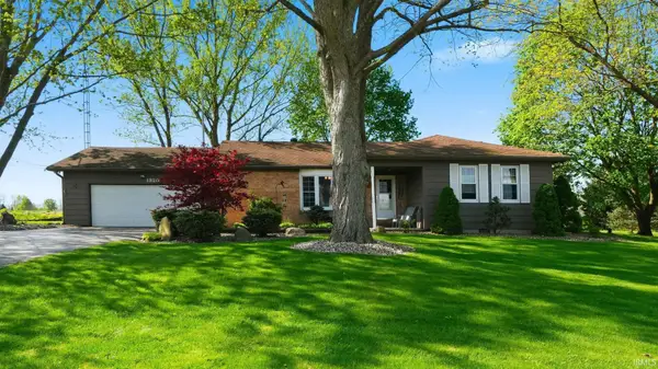 1320 Sunset Drive, Winona Lake, IN 46590