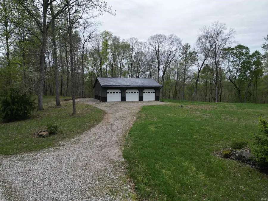 9045 E Pine Road Common, Bloomfield, IN 47424 - #2