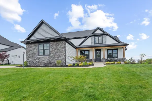 18607 Fontana Drive, South Bend, IN 46637