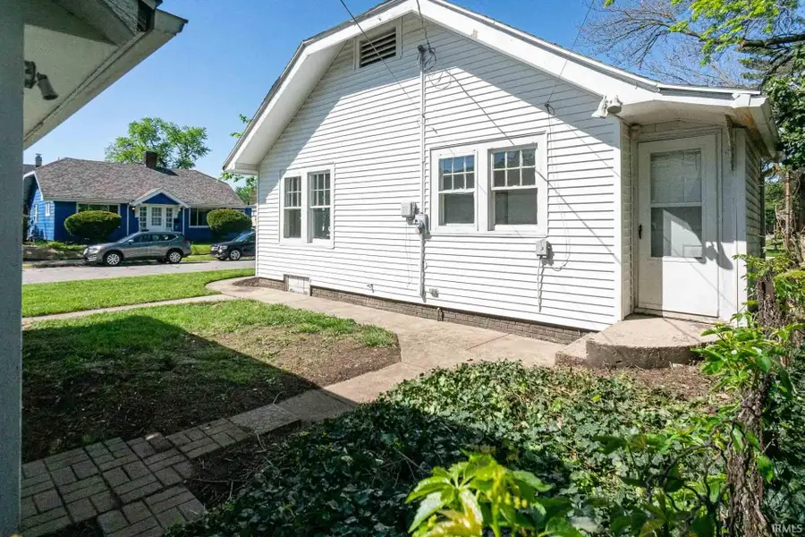 1202 Cleveland Avenue, South Bend, IN 46628 - #2