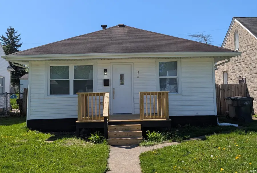 514 E Fairview Avenue, South Bend, IN 46614 - #2