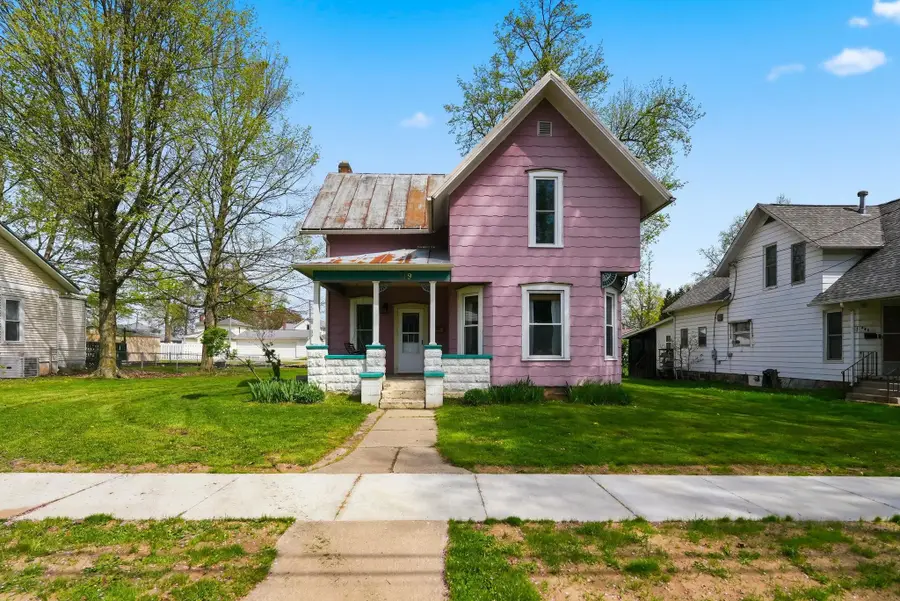 319 E Broad Street, Angola, IN 46703 - #2