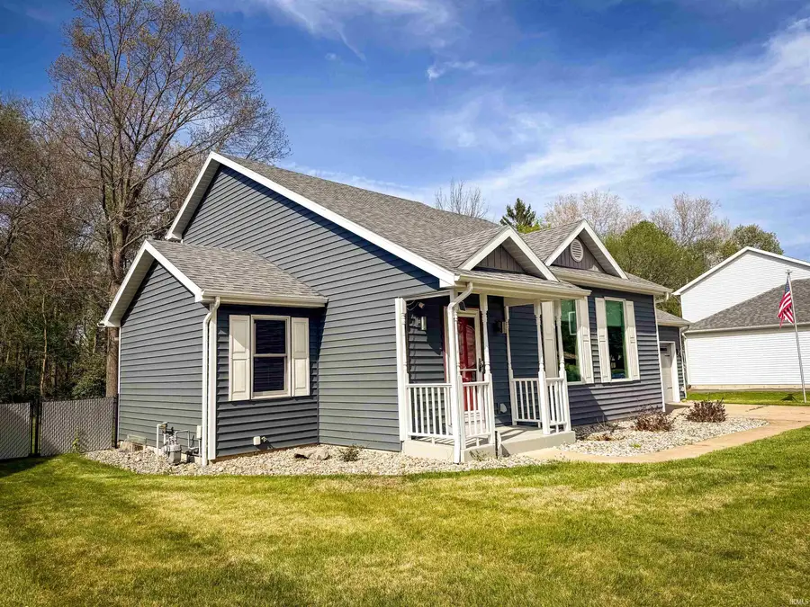 10071 Ashwood Forest Drive, Osceola, IN 46561 - #2