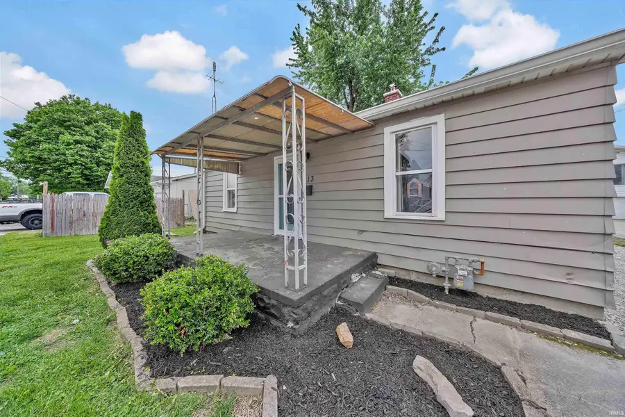 213 W Mulberry Street, Princeton, IN 47670 - #2