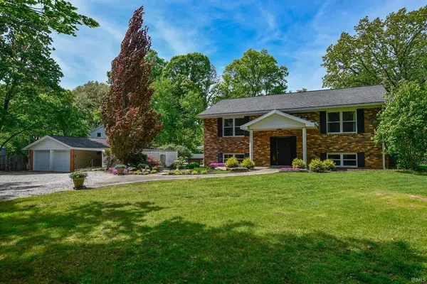 9908 Fischer Road, Evansville, IN 47720