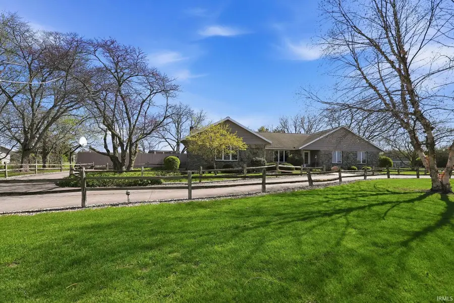 1690 E 250 N, Bluffton, IN 46714 - #2