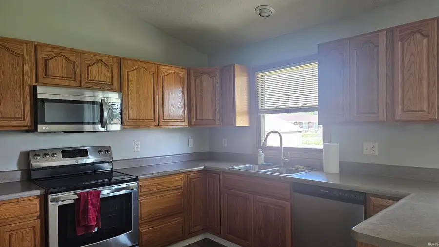 15 Memory Lane, Bluffton, IN 46714 - #3