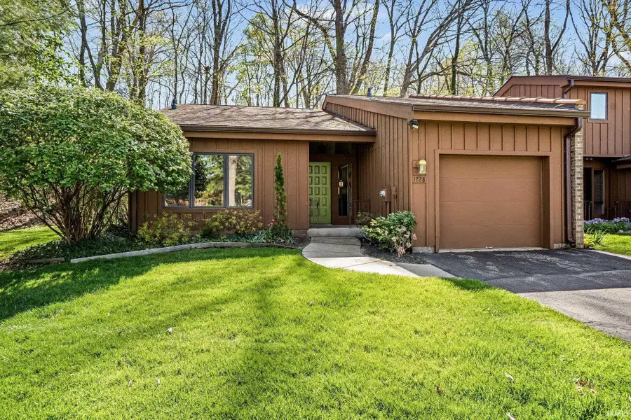 1728 W North Shore Drive, South Bend, IN 46617 - #2