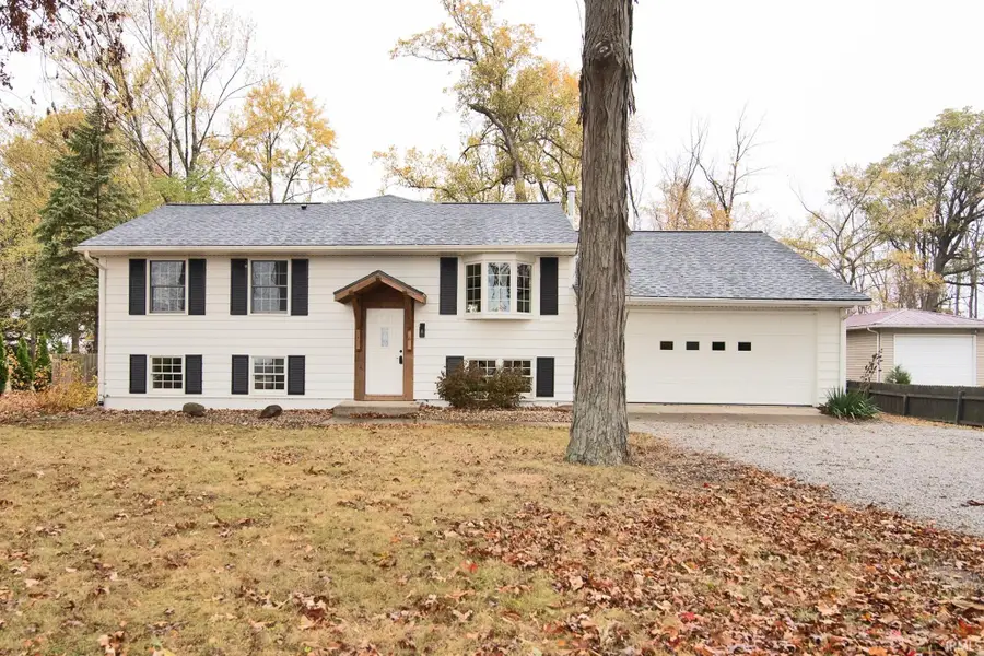 3703 E 1000, Ossian, IN 46777 - #2