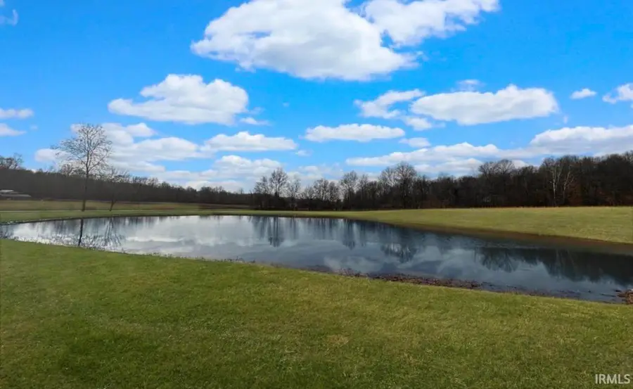 2879 E Calvertville Road, Bloomfield, IN 47424 - #2