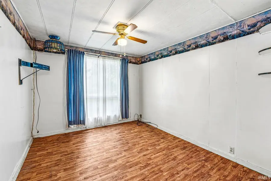 521 E Lincioln Street, Millersburg, IN 46543 - #3