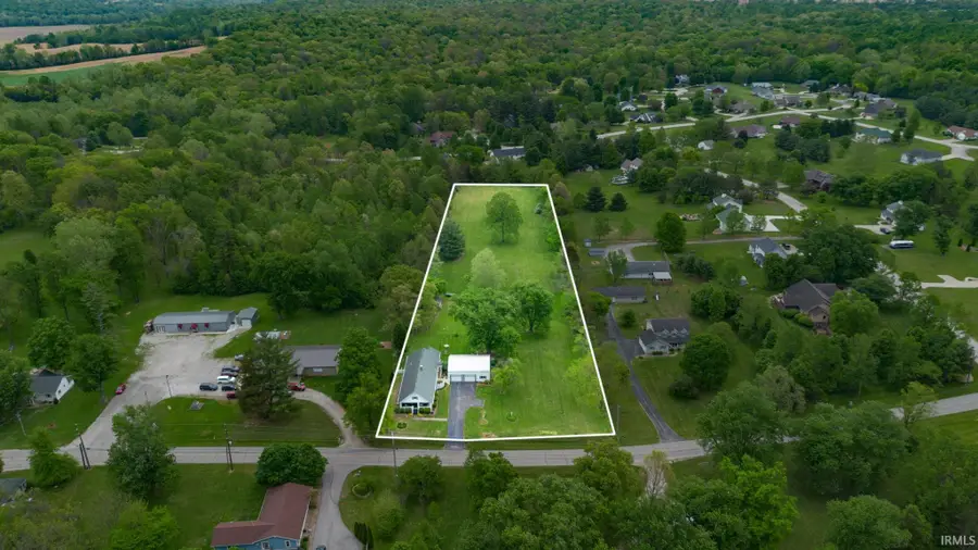 2872 Dixie Highway, Bedford, IN 47421 - #3