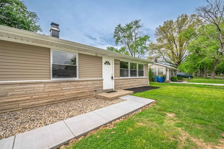 2007 W Sheffield Drive, Muncie, IN 47304 - #2