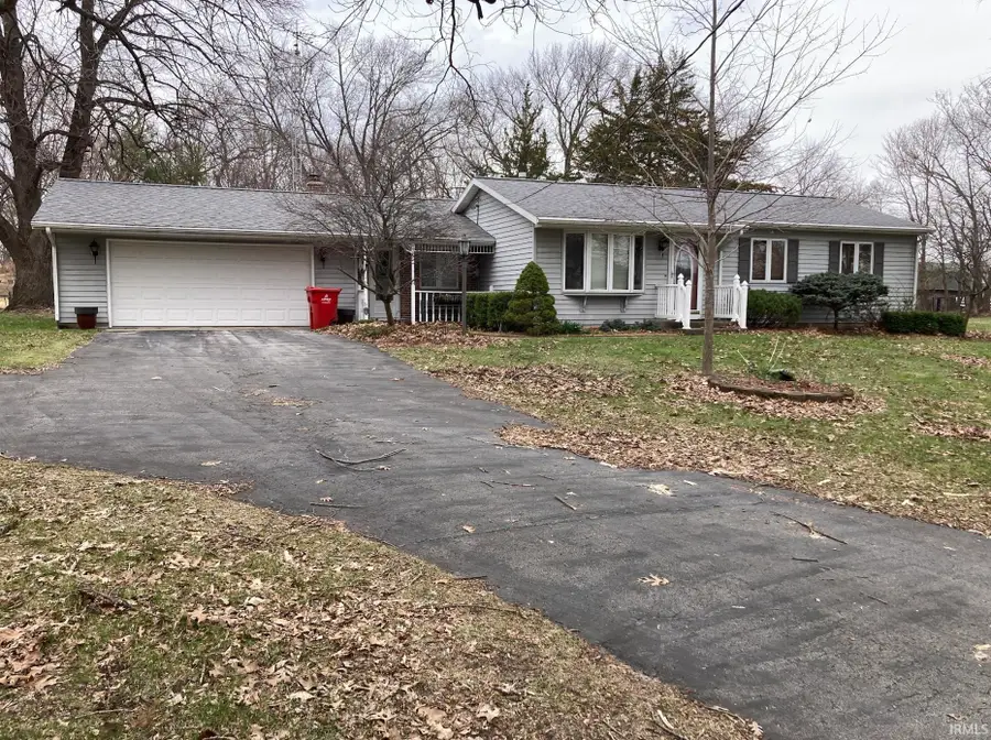 8940 E 150 S Road, Knox, IN 46534 - #2