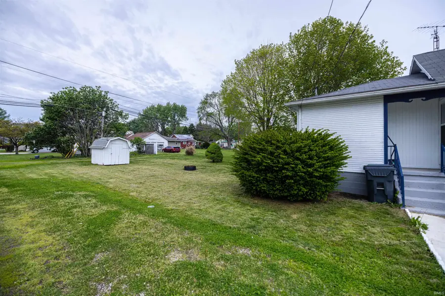 200 N Delaware Street, Albany, IN 47320 - #2