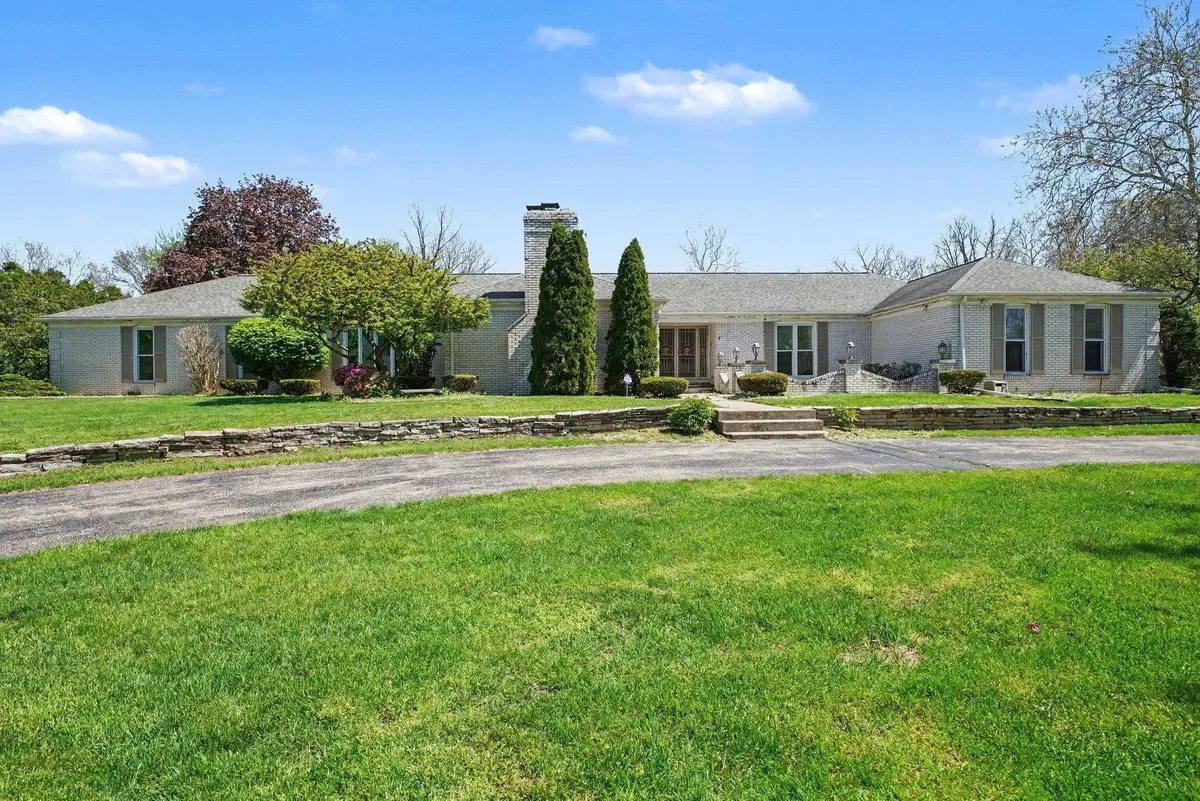 1704 Brookwood Drive, Elkhart, IN 46514 - #1