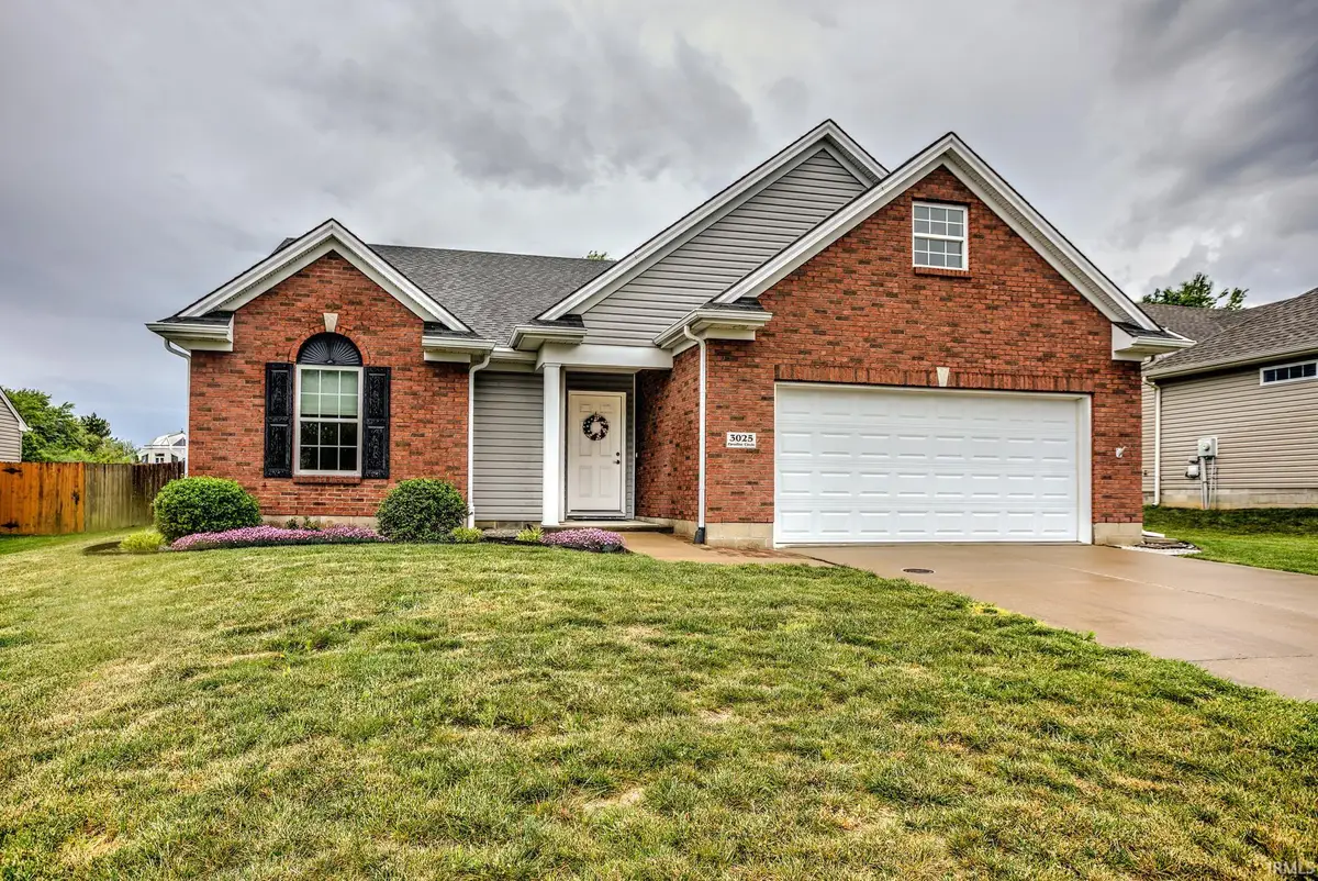 3025 Paradise Circle, Newburgh, IN 47630 - #1