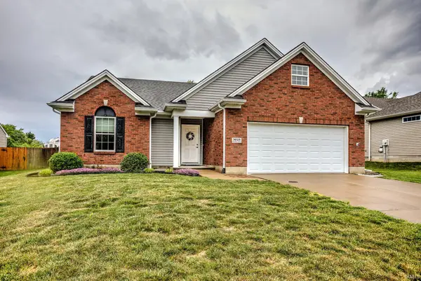 3025 Paradise Circle, Newburgh, IN 47630