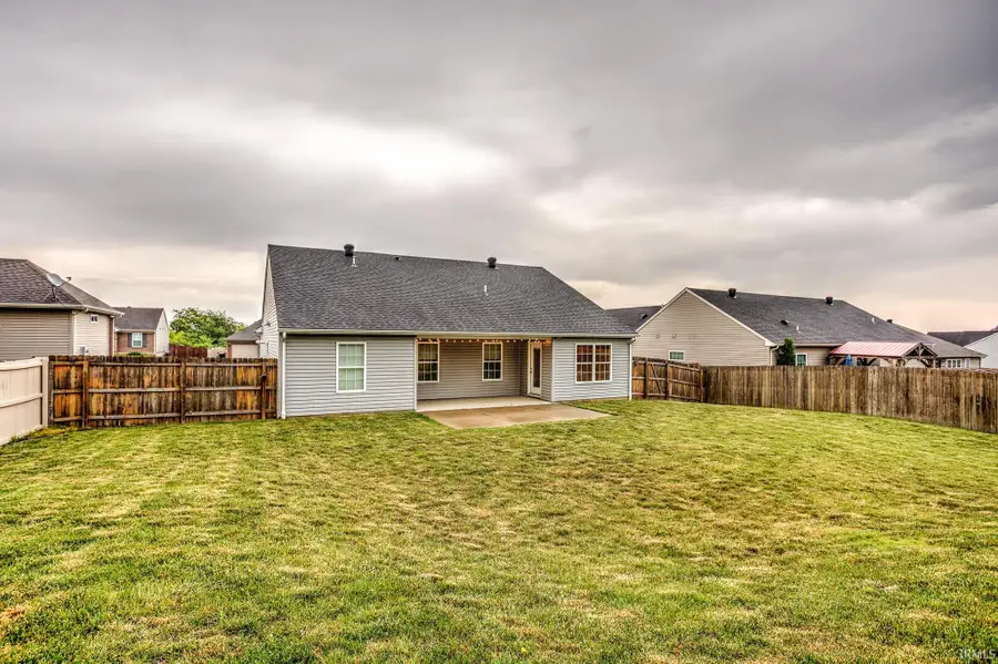 3025 Paradise Circle, Newburgh, IN 47630 - #3