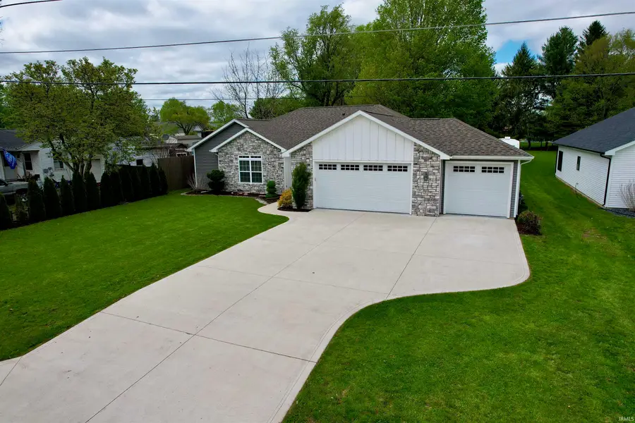 9805 Manning Street, Leo, IN 46765 - #3