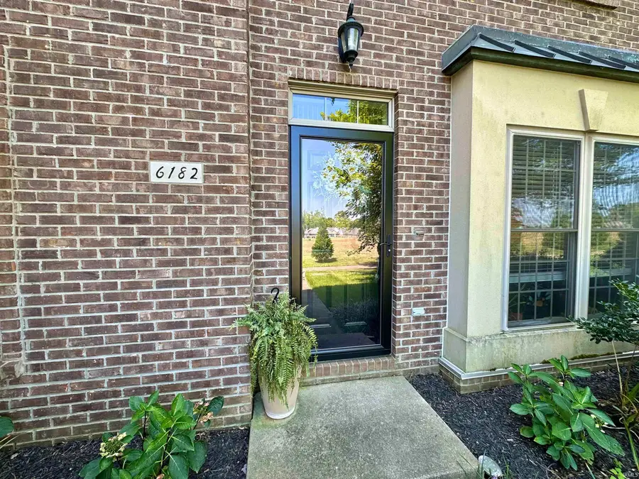 6182 Glenview Drive, Newburgh, IN 47630 - #2