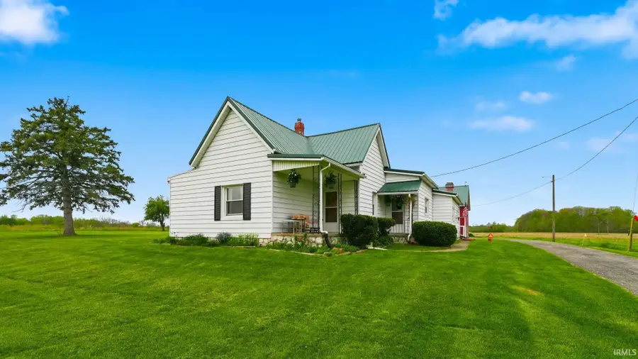 1350 N Warren Road, Huntington, IN 46750 - #2