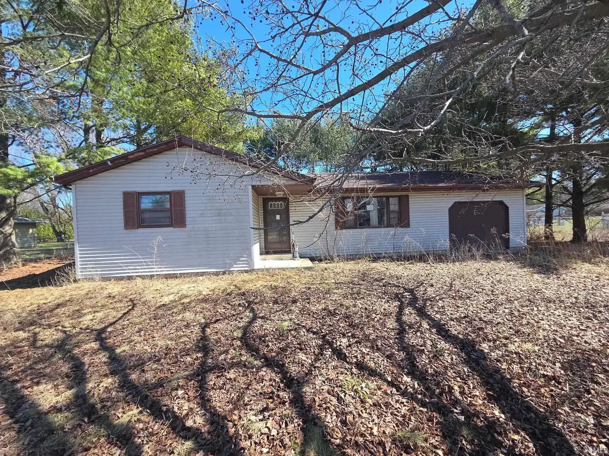 1567 Elizabeth Avenue, Rochester, IN 46975 - #1