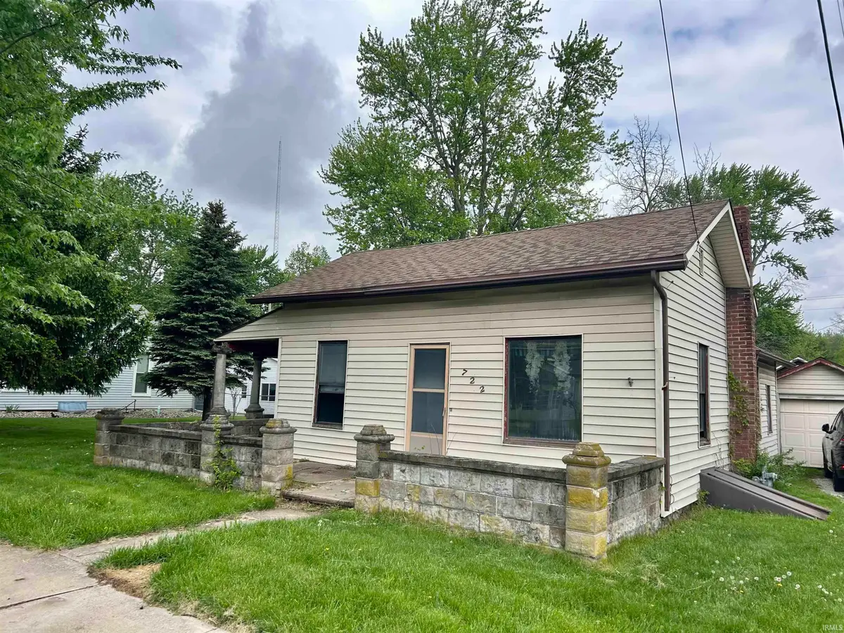 722 W Market Street, Warsaw, IN 46580 - #1