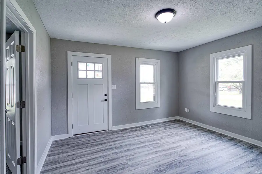 2714 Vann Avenue, Evansville, IN 47714 - #3