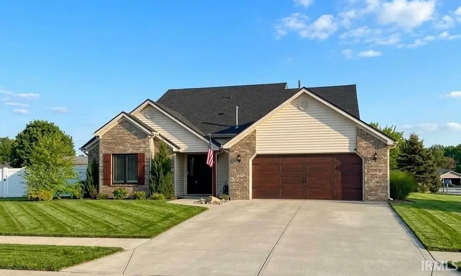 2040 Willow Bend, Huntington, IN 46750 - #1