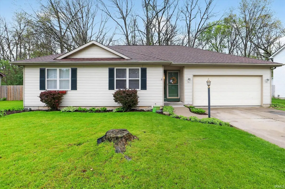 10106 Ashwood Forest Drive, Osceola, IN 46561 - #1