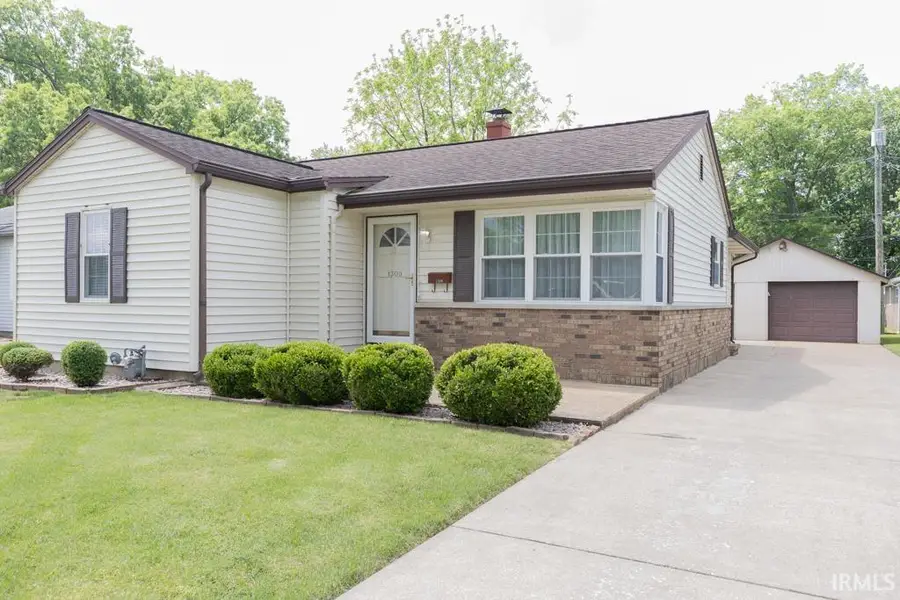 1309 S Saint James Boulevard, Evansville, IN 47714 - #2