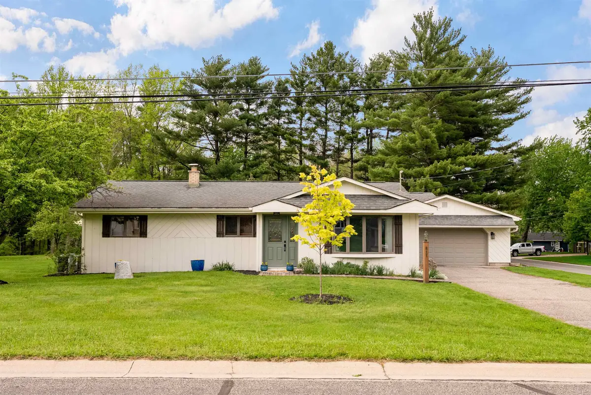 811 Shady Lane, Warsaw, IN 46580 - #1