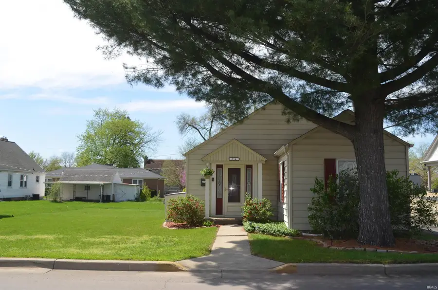 114 S Harrison Street, Warsaw, IN 46580 - #2