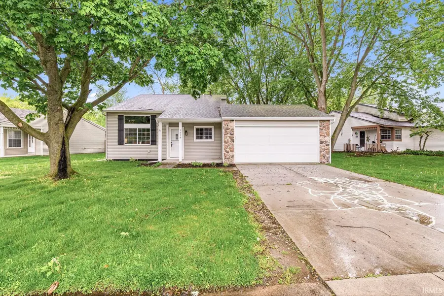 1828 Woodland Drive, Elkhart, IN 46514 - #3