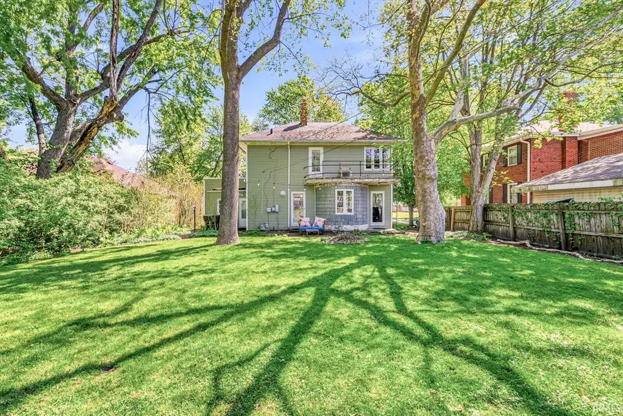1821 College Street, South Bend, IN 46628 - #3