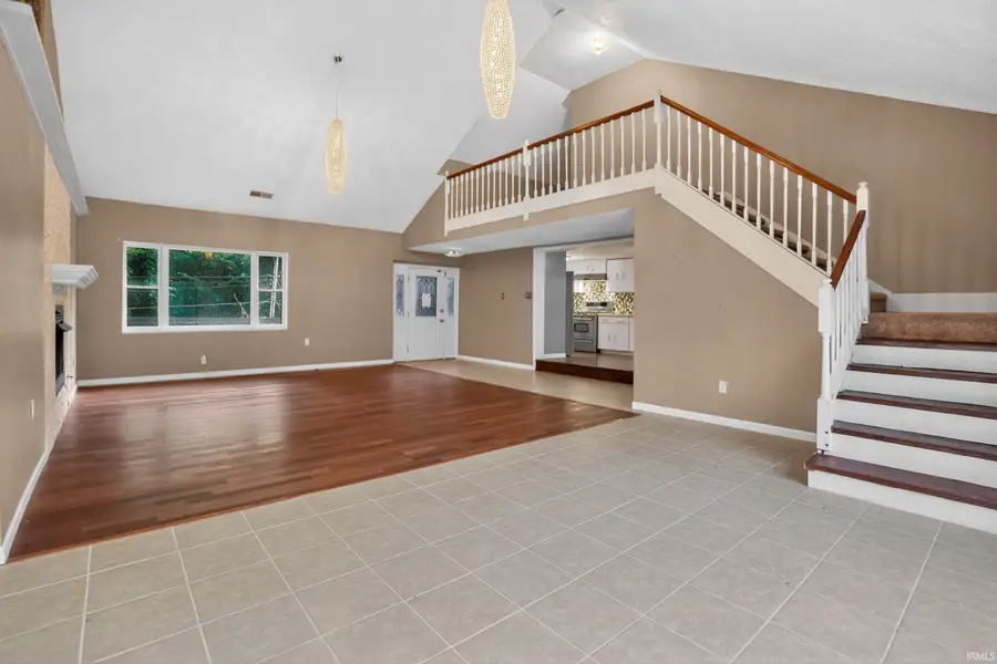 1120 N Diamond Point Court, Monticello, IN 47960 - #3