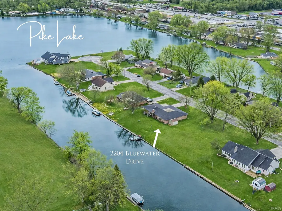 2204 Bluewater Drive, Warsaw, IN 46580 - #1