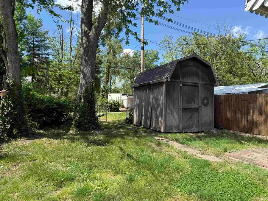 304 N Tekoppel Avenue, Evansville, IN 47712 - #3