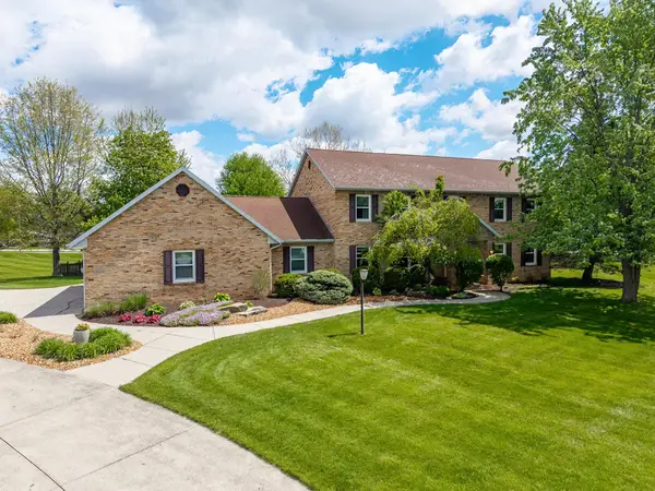 9224 Laurel Hurst Place, Fort Wayne, IN 46835