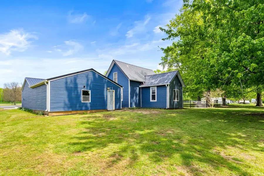 3825 W Old Road 30, Warsaw, IN 46580 - #3