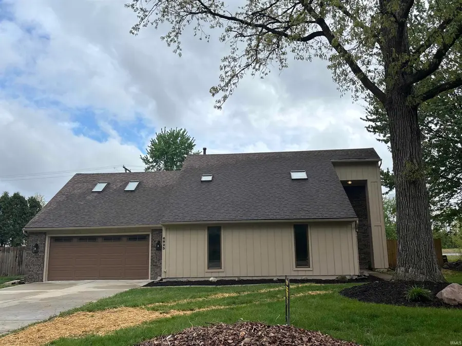 6823 Laurelwood Cove, Fort Wayne, IN 46835 - #3