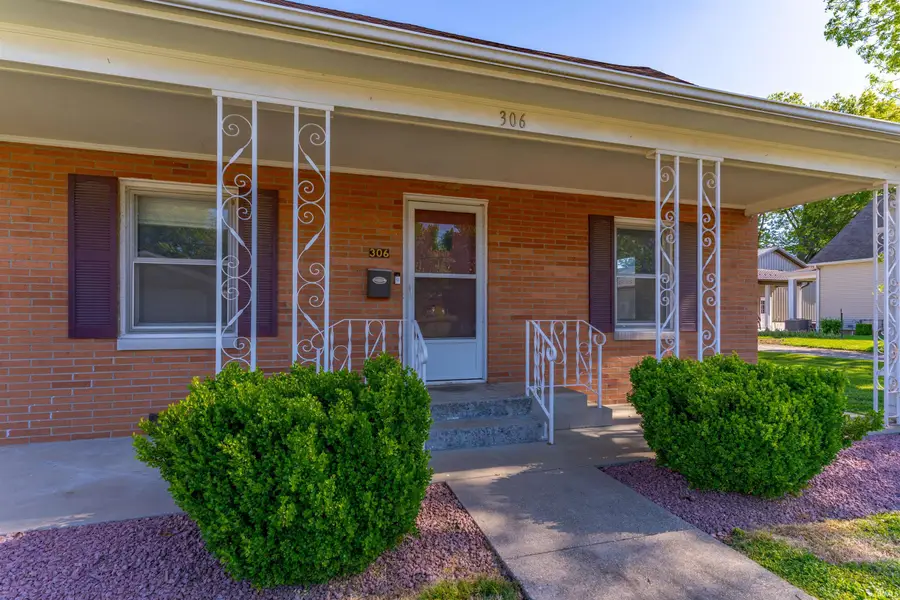 306 E Vine Street, Fort Branch, IN 47648 - #3