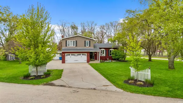 53040 Glenmoor Street, Elkhart, IN 46514