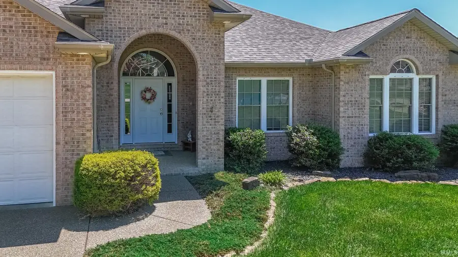 422 E Tinsel Circle, Santa Claus, IN 47579 - #2
